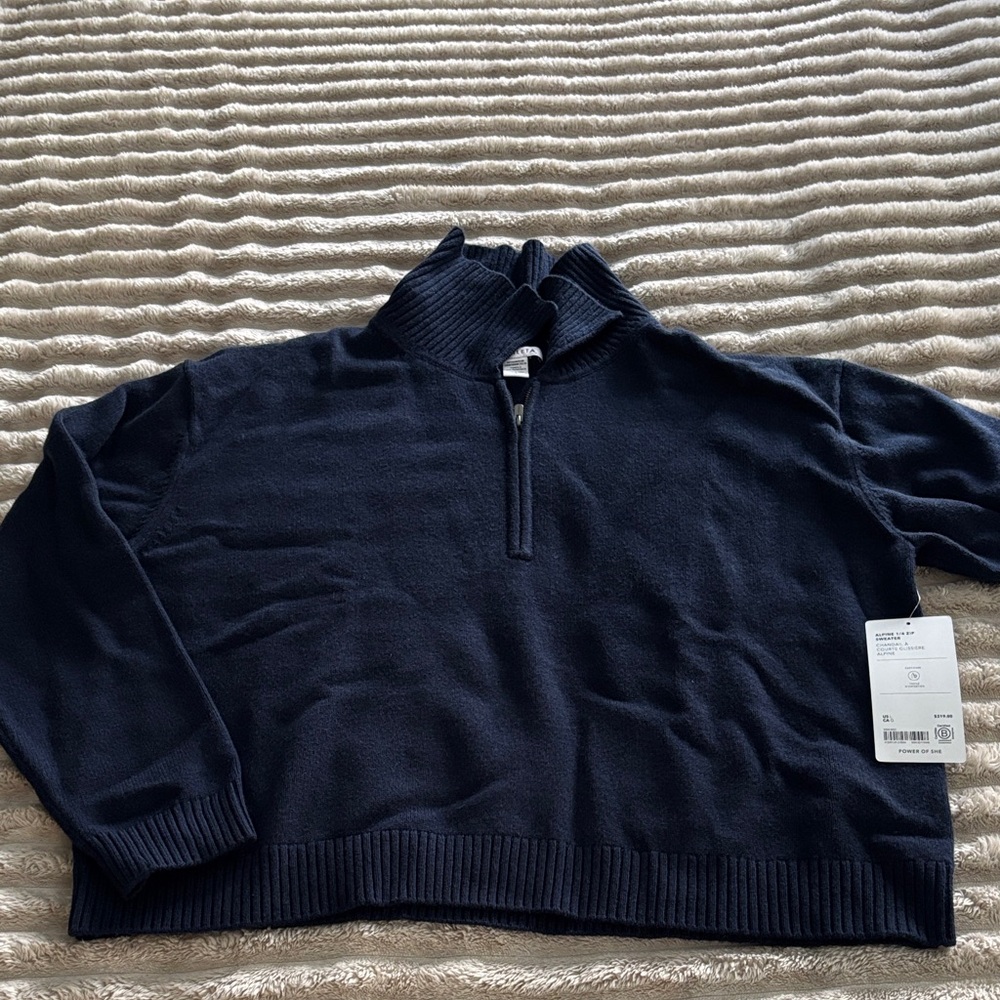Athleta Navy alpine 1/4 zip Sweater sz large